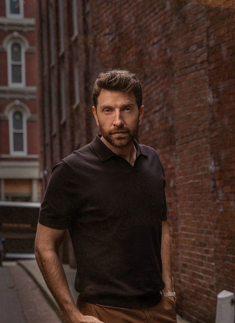 Brett Eldredge Holds London in the Palm of His Hand